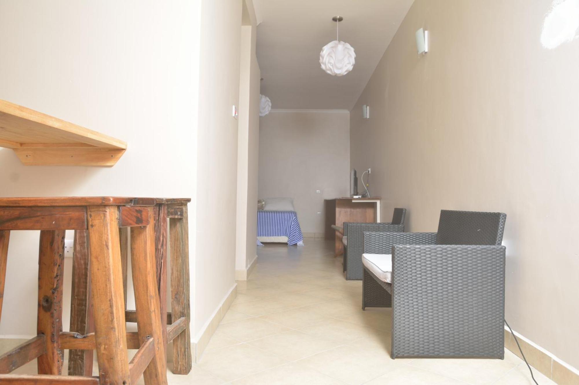 Triniti Airport Hotel Dar es Salaam Bilik gambar